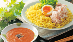 豚しゃぶとレタスのトマトつけ麺