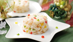 カラフルクリスマスチャーハン|株式会社松源|レシピ カラフルクリスマスチャーハン