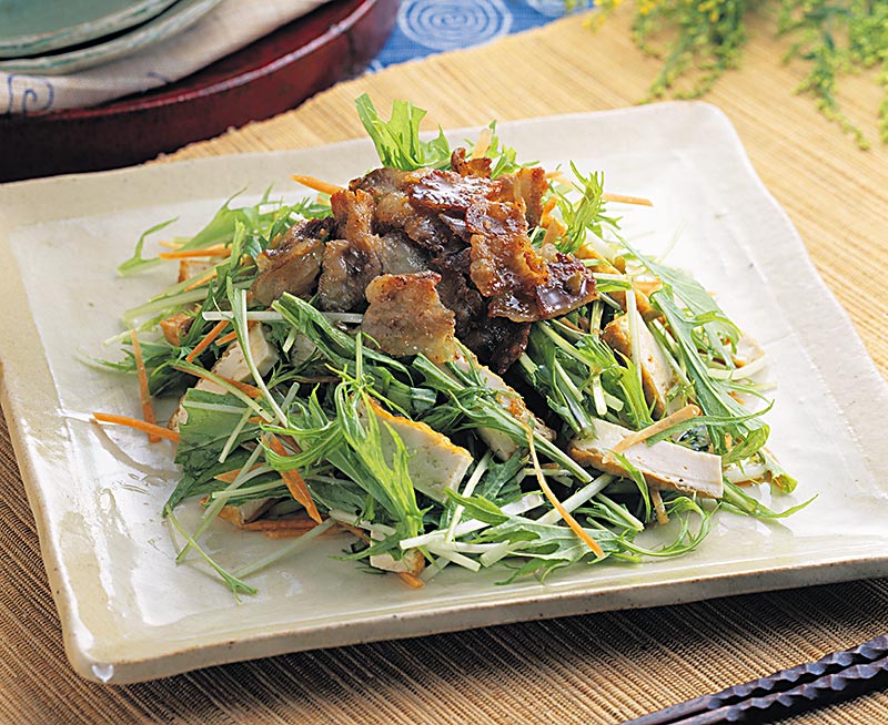 水菜とカリカリポークのサラダ ゆずドレッシング