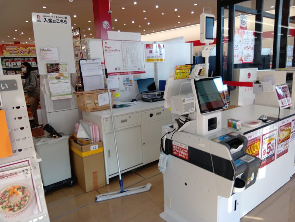 ②店内設備(サビカン)